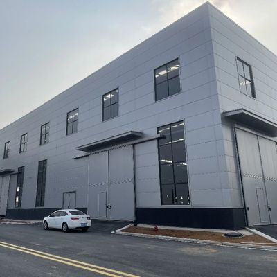 Entrepôt préfabriqué en acier galvanisé