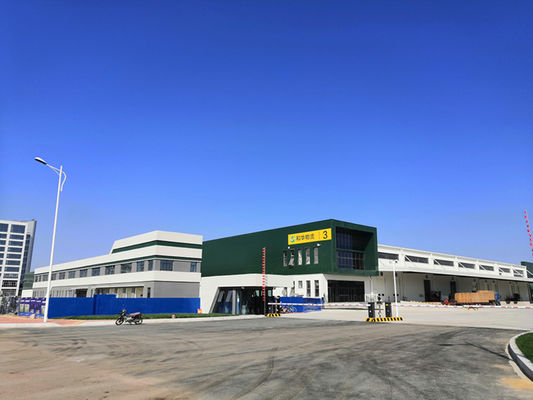 Services de conception et d'ingénierie sur mesure de bâtiments préfabriqués en acier