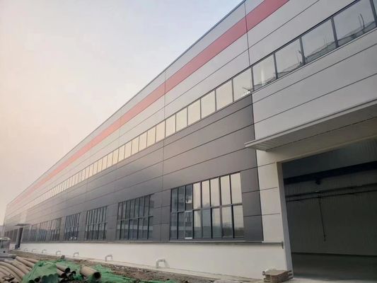 Les kits de construction métallique préfabriqués sont certifiés SGS / CE / ISO