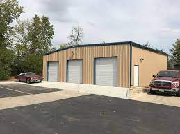 Q355 Q235 Garage métallique préfabriqué cadre léger construction en acier