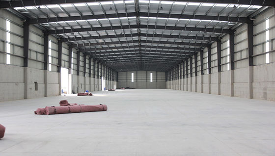 Structure en acier recouvert portable légère, salle en acier préfabriquée