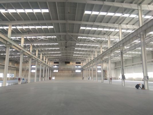 Traitement de haute surface Structure en acier préfabriquée Commercial Construction préfabriquée largement utilisée
