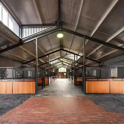Maison d'élevage de chèvres de qualité agricole écurie de chevaux préfabriquée structure en acier galvanisé bâtiment en acier préfabriqué