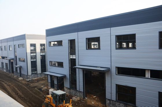 Entrepôt préfabriqué personnalisé avec boulons à haute résistance pour structure en acier préfabriquée