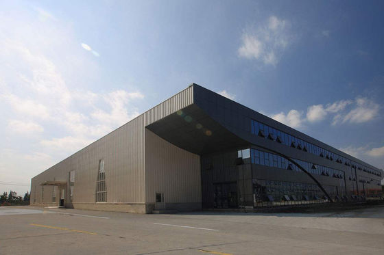 Constructions préfabriquées pour magasins, bureaux, centres commerciaux