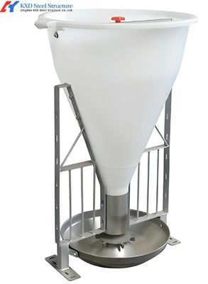 Équipement de porcherie pour porcs en plastique