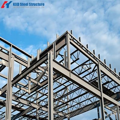 Entrepôt préfabriqué en acier : Grande portée libre jusqu'à 60m